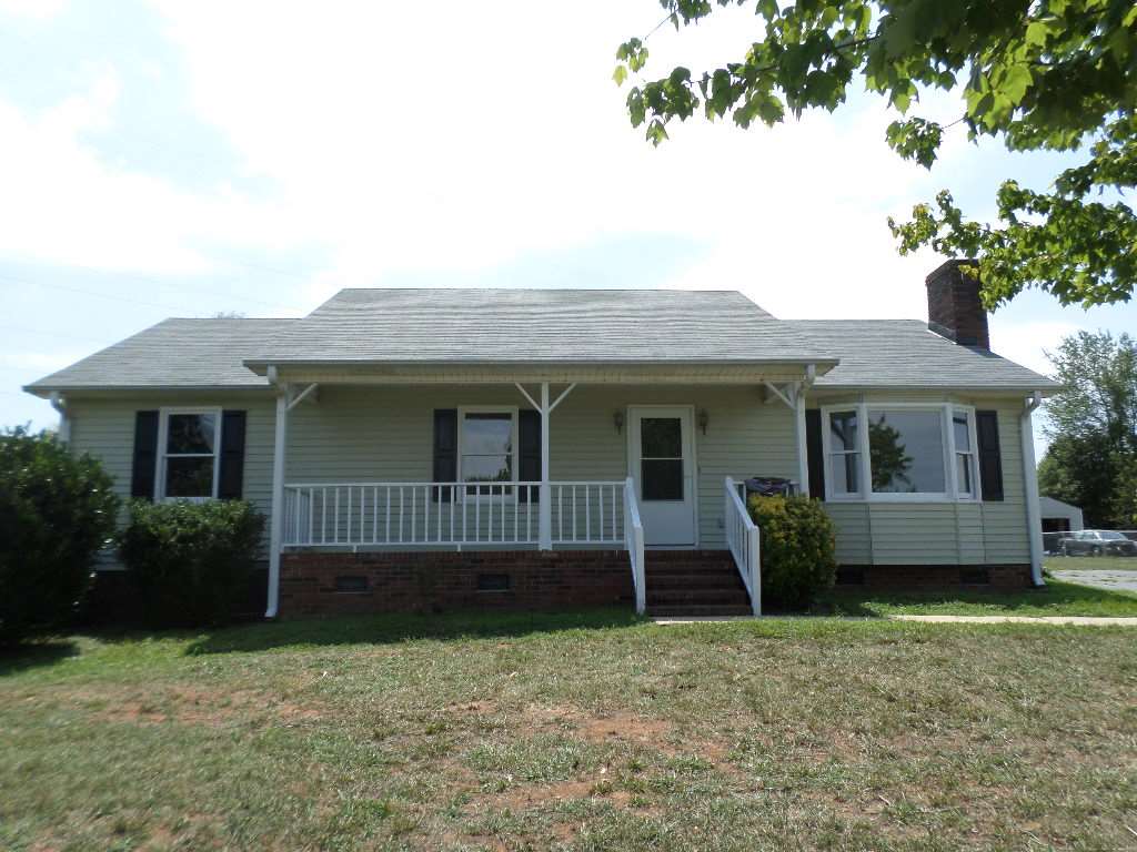 128 Country Place Dr