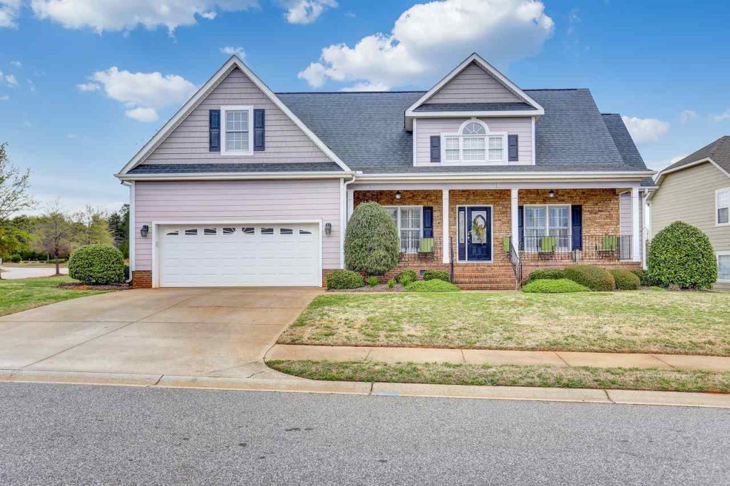 1 Hidden Springs Lane