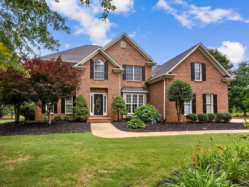 128 Lake Park Dr