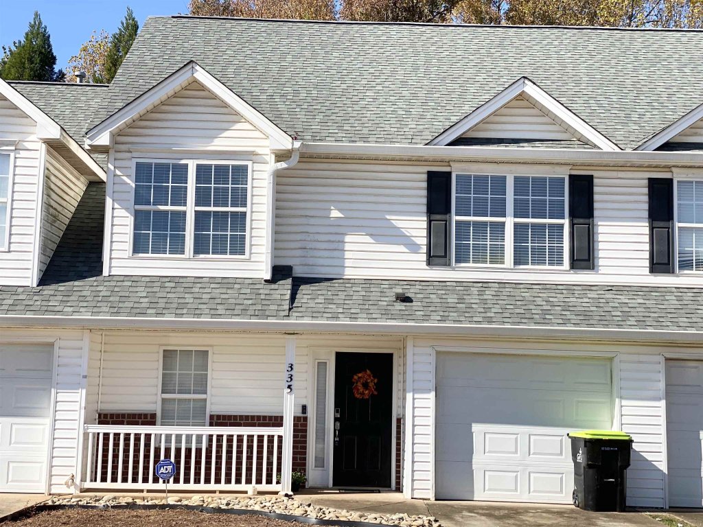 335 Still Water Circle