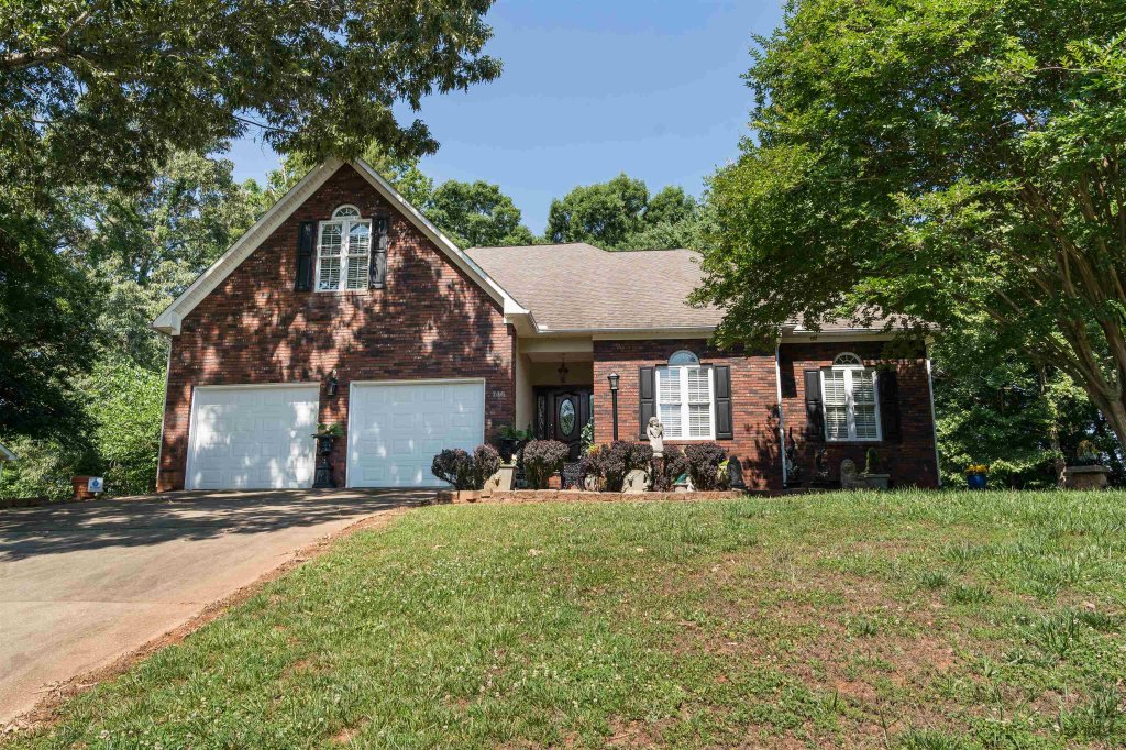 146 N River Hill Dr.