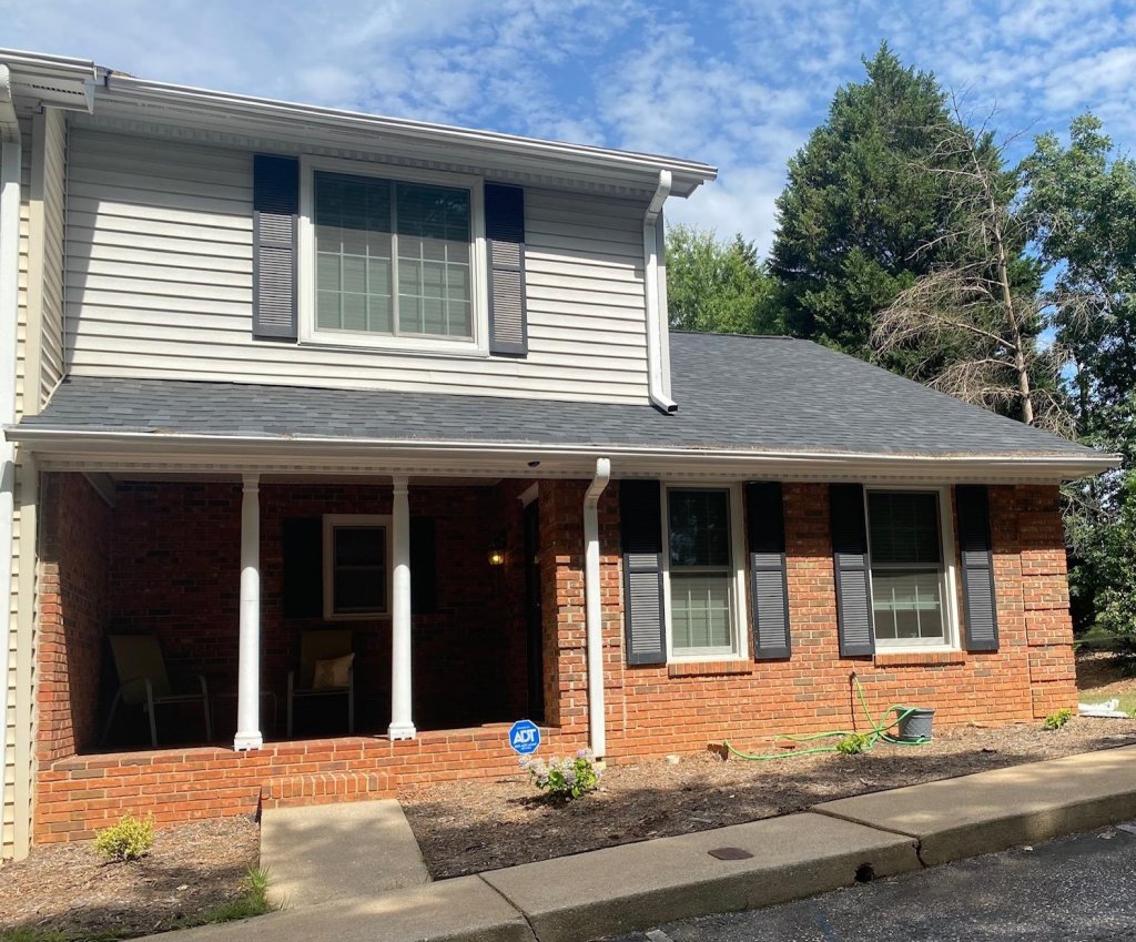 6 Somersett Dr.