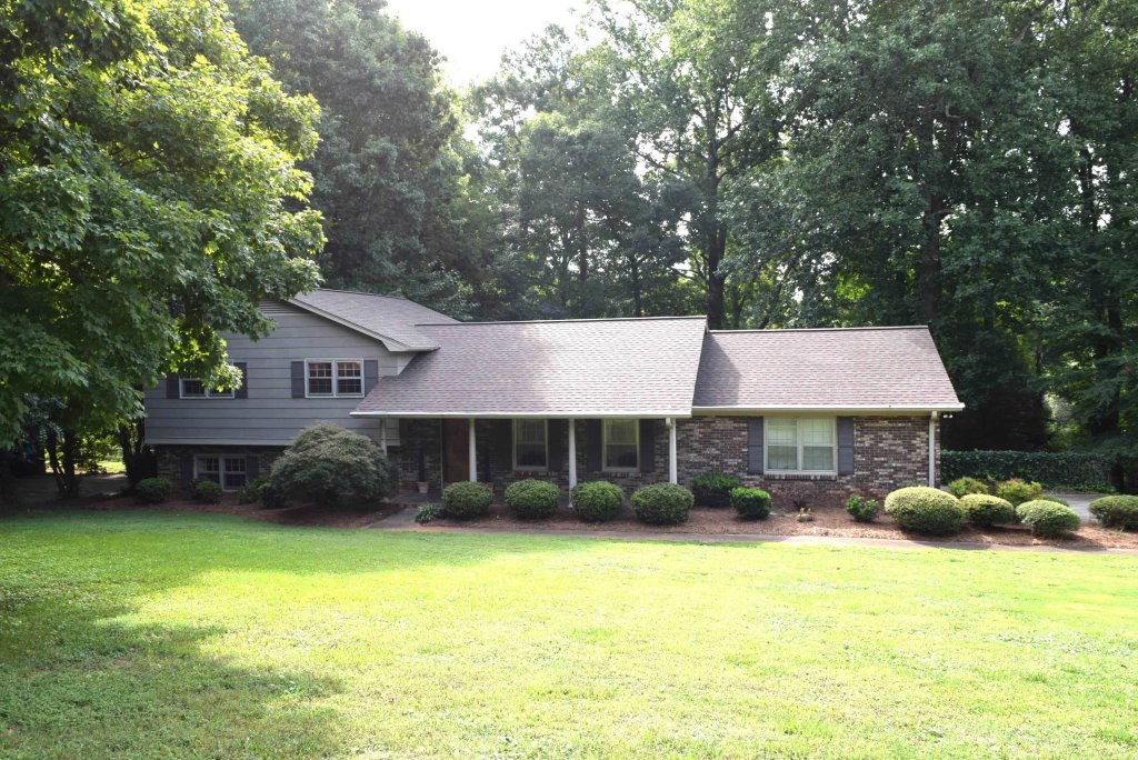 276 Lake Forest Drive