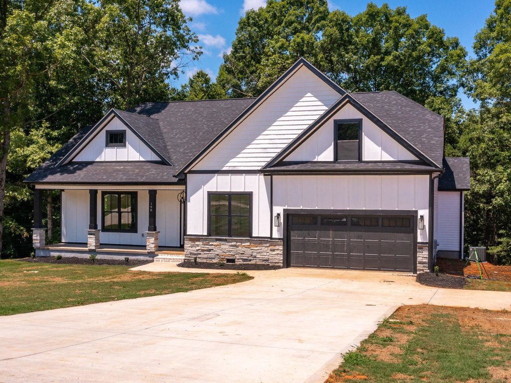 198 Tymberbrook