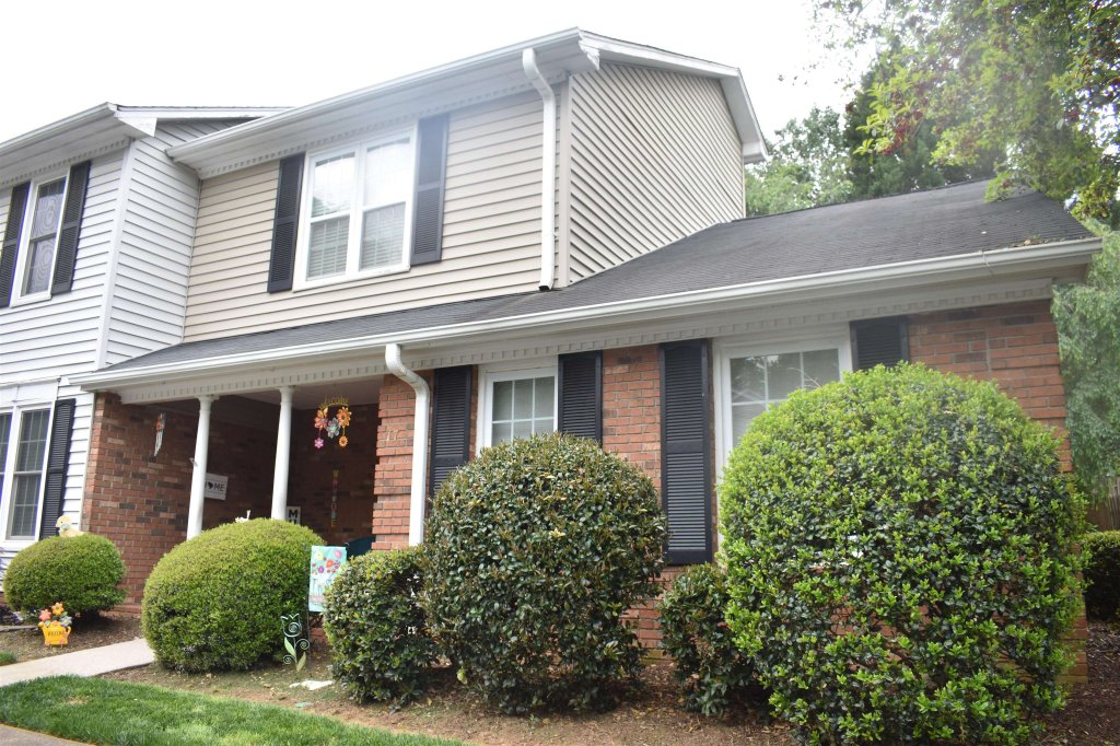 17 Somersett Drive