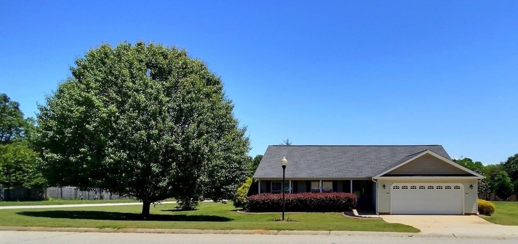 239 Heatherbrook Dr