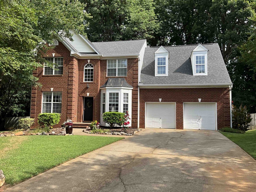 619 Cobden Court