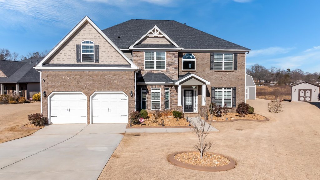 120 W Longfield Lane