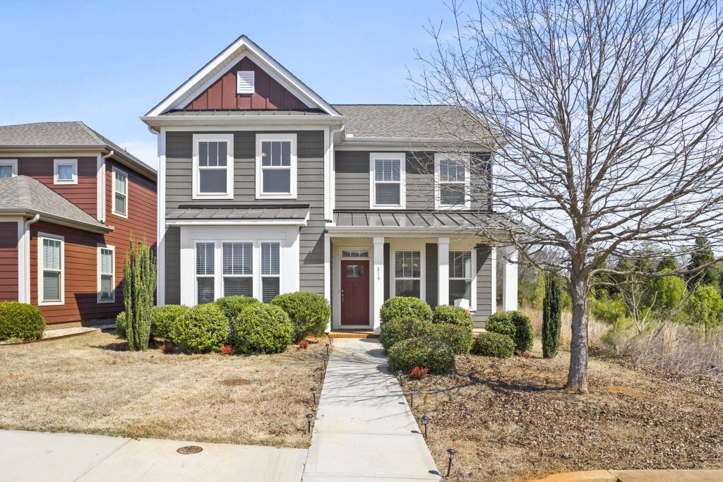 819 Sweet William Road