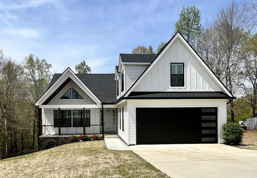 225 Saddle Creek Court