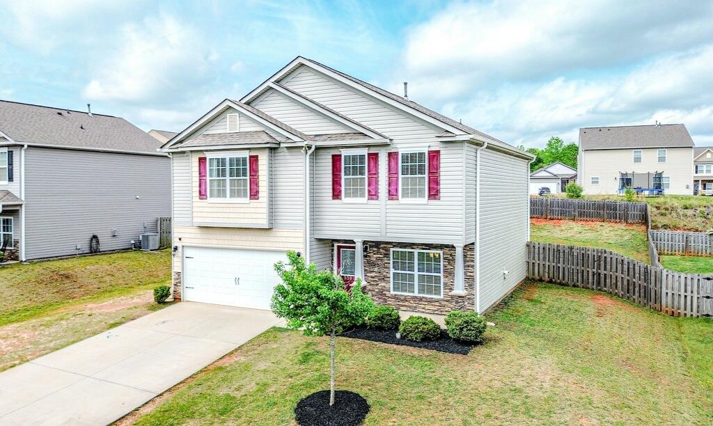 559 Falls Cottage Run