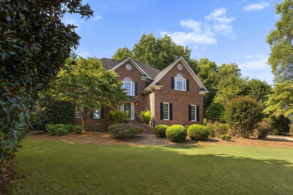 1247 Shadowood Drive