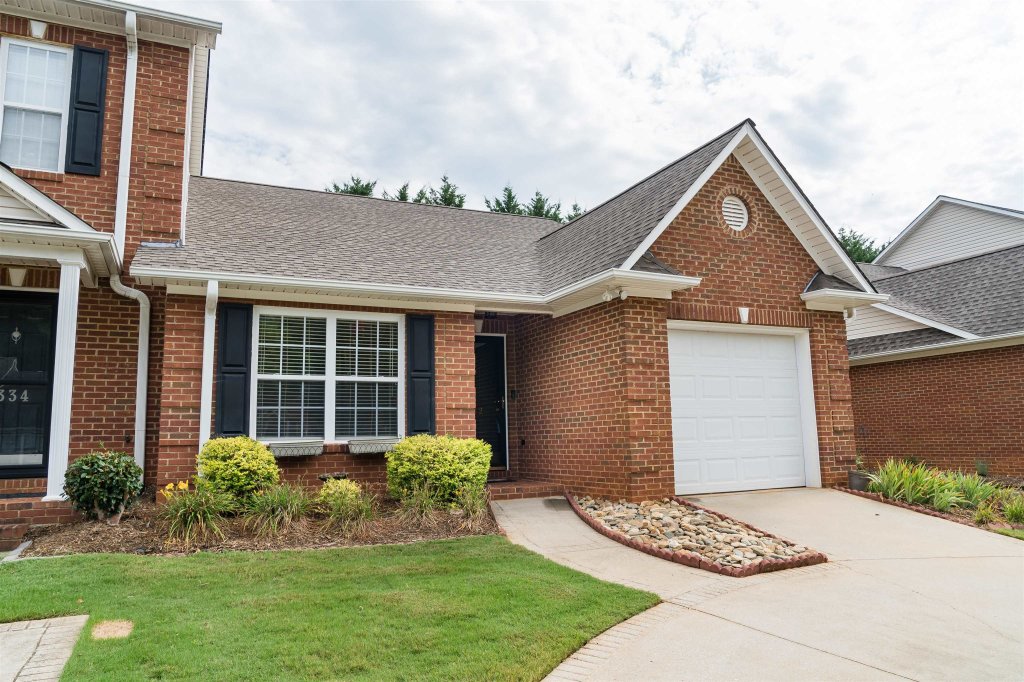 332 Rexford Drive