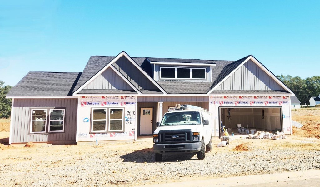 7010 Backwater Trail