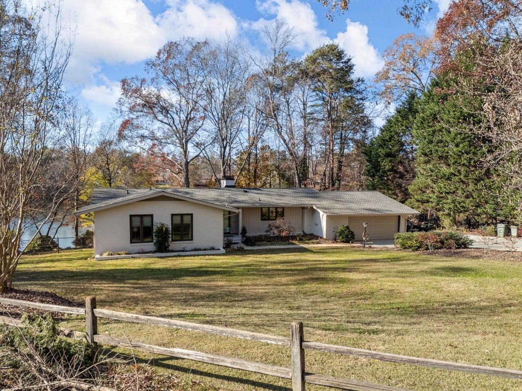 157 Timberlake Circle