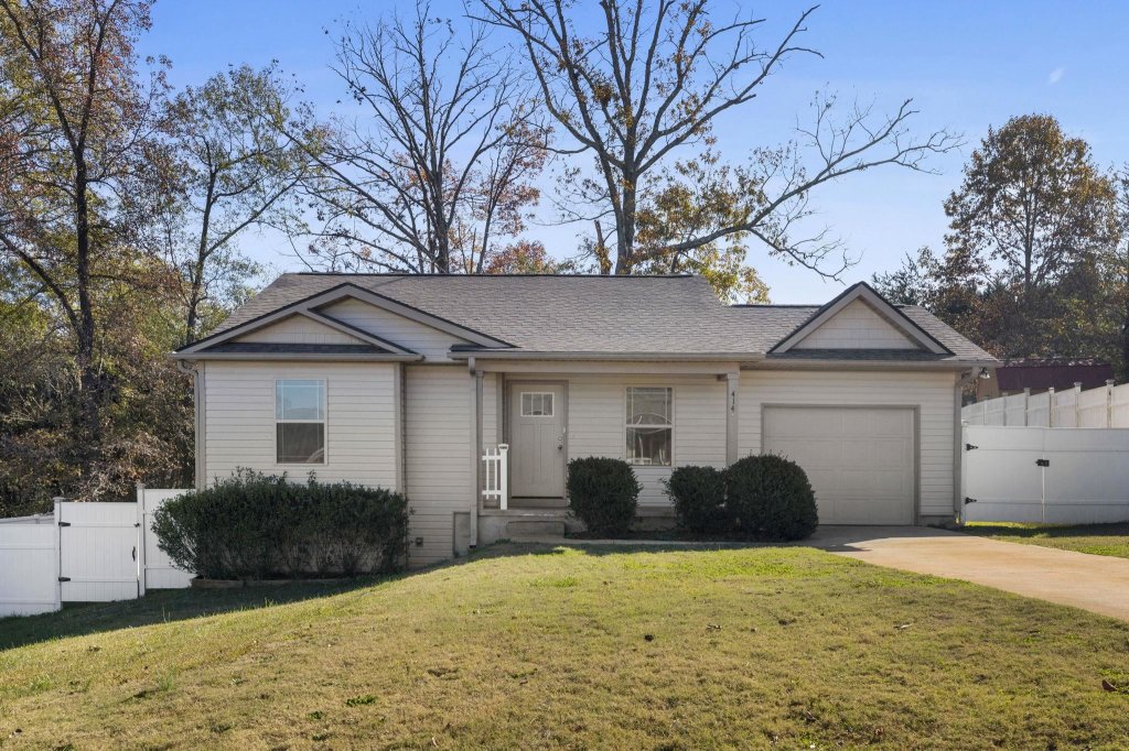 414 Mount Hood Drive
