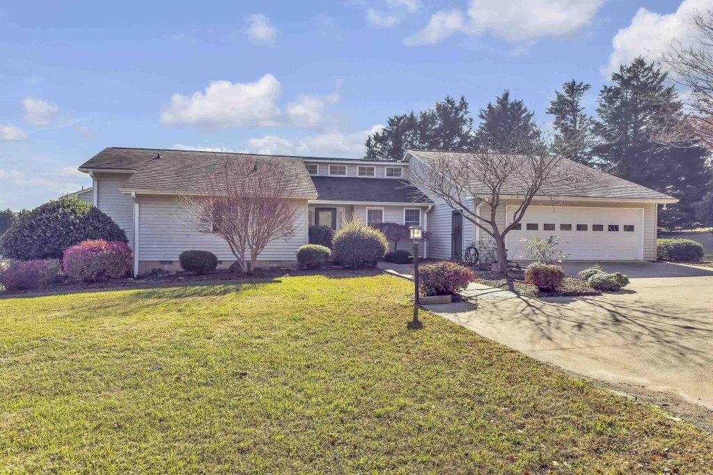 210 Earles Fort Road