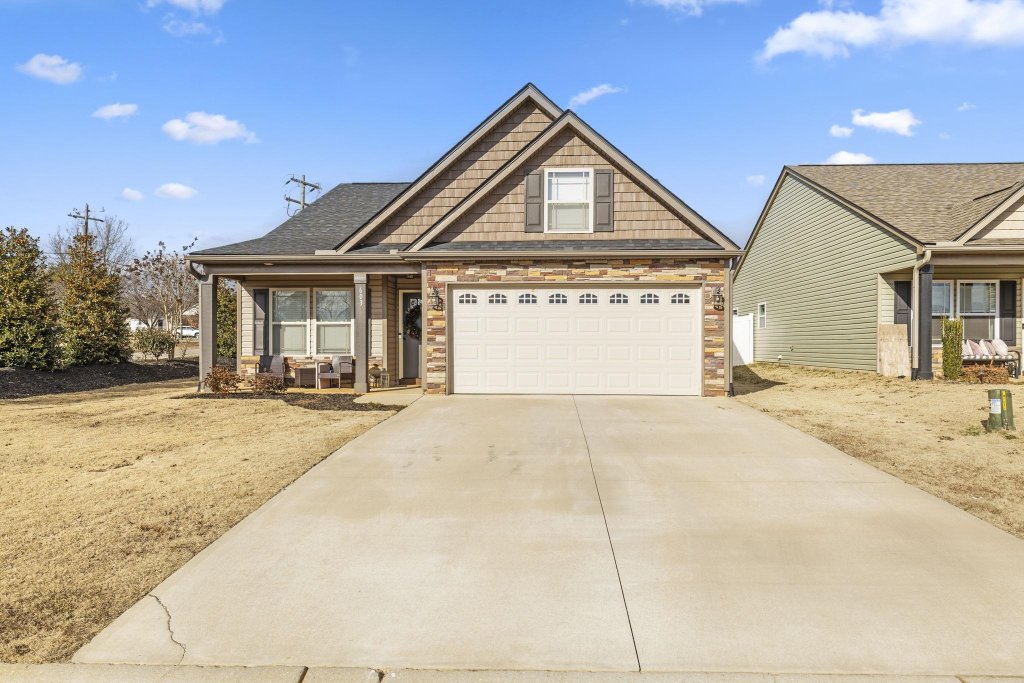 603 Spartan Commodor Ln