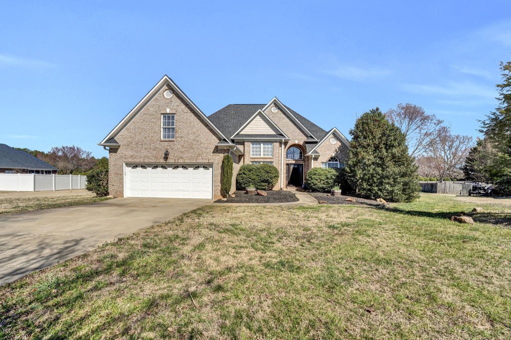 515 Blackstone Drive