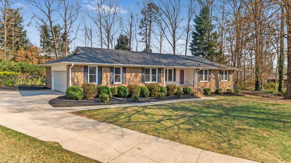 26 Ashley Ct