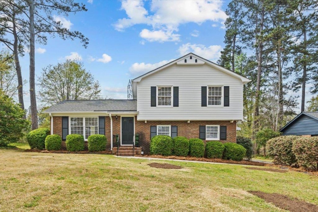121 Heather Drive