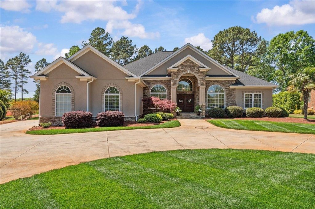 412 Lions Paw Court