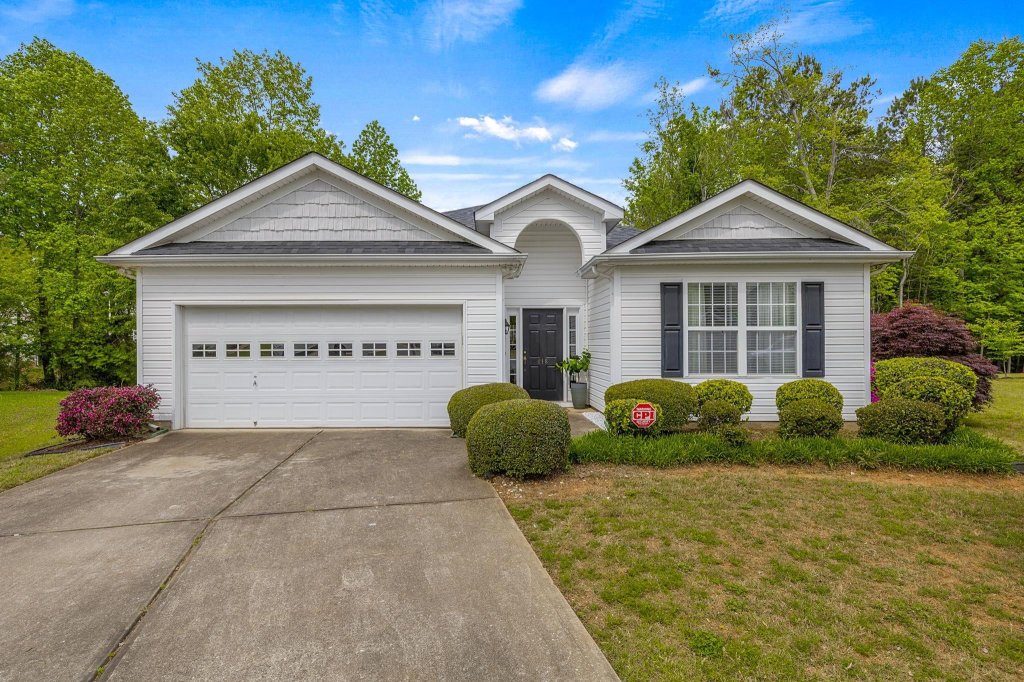 118 Honeylocust Court