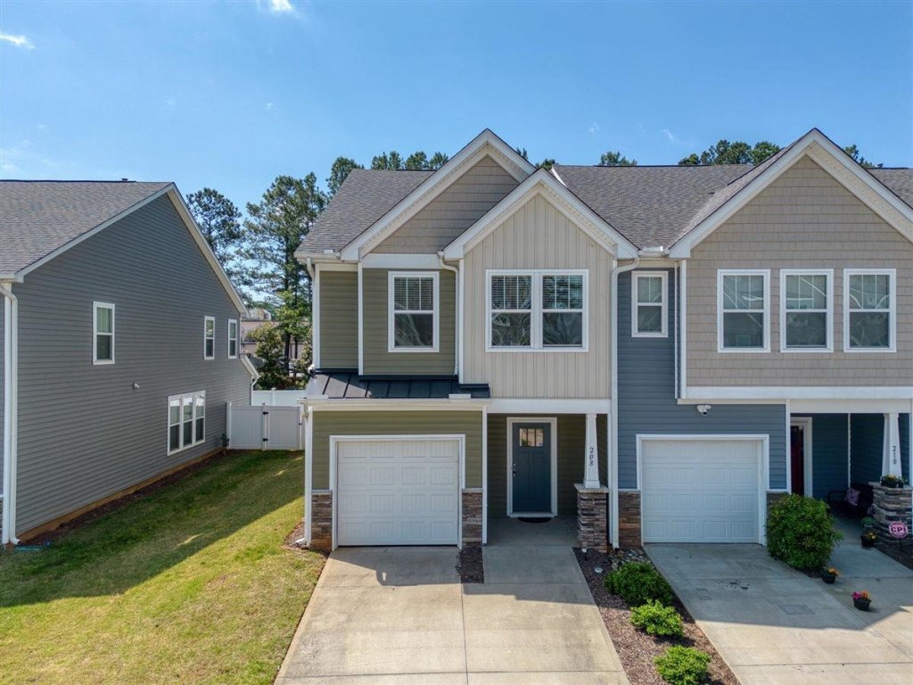 208 Keaton Court