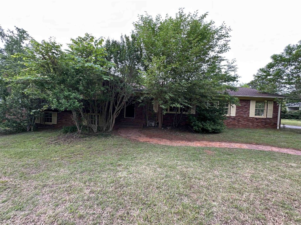 600 Sharondale Ct Court