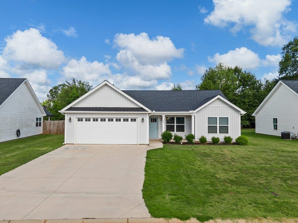 304 Blakely Court