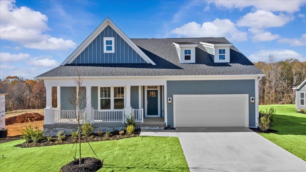 528 Winstone Trail