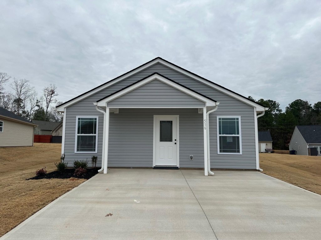 516 Molly Parker Lane