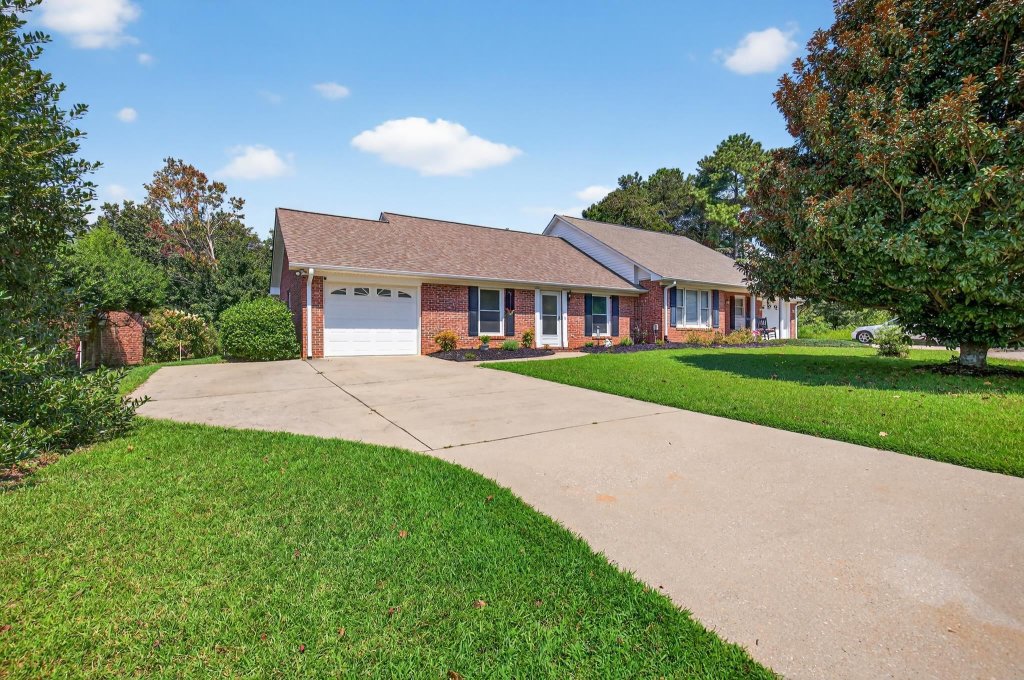 West Point, Spartanburg community