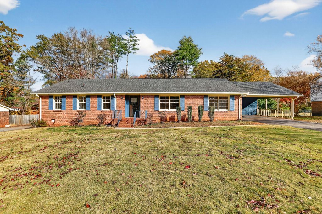 305 Holly Drive