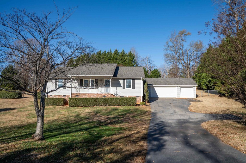 Bent Tree, Inman community