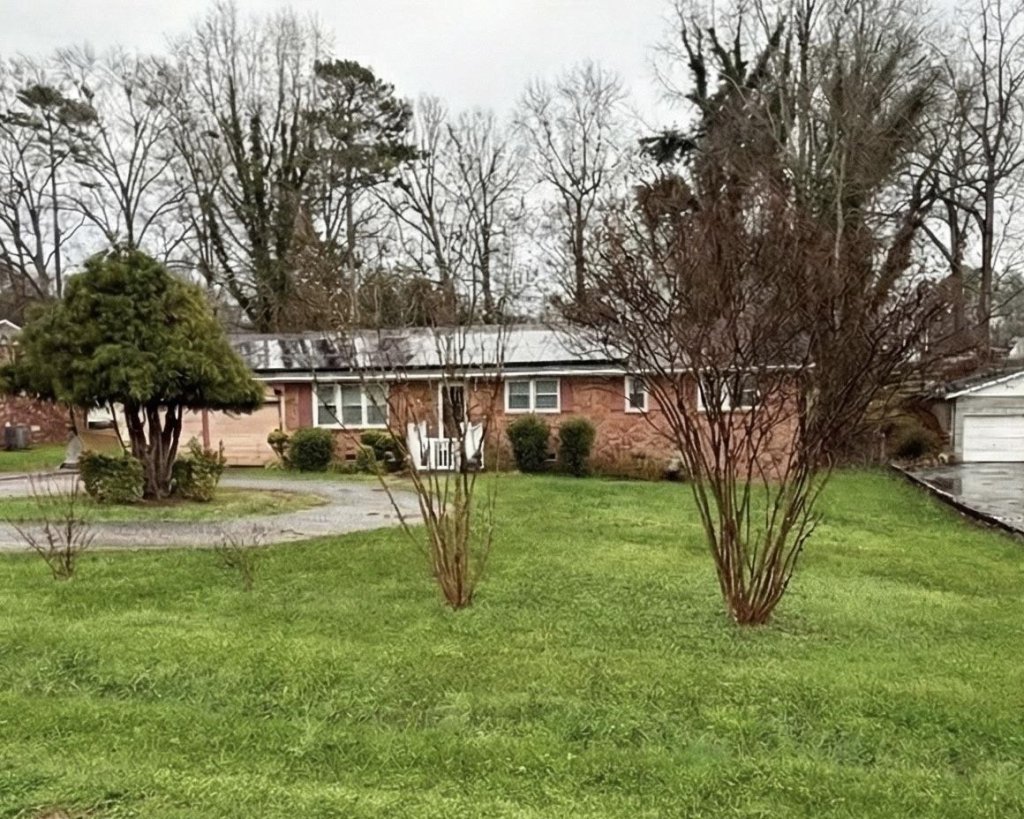 900 Beverly Drive