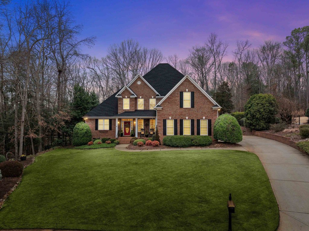 324 S Monterey Drive