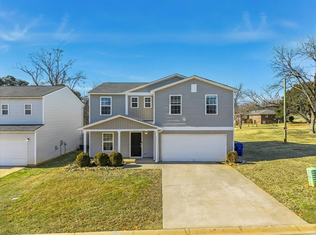 Hallmark Commons, Wellford community