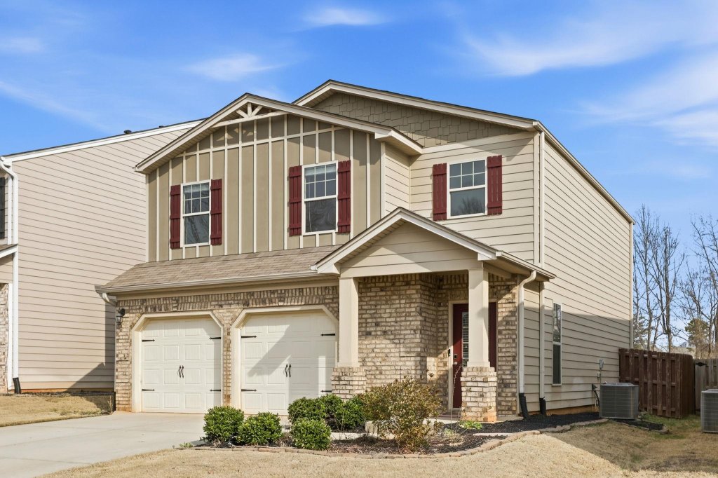190 Heatherwood Lane
