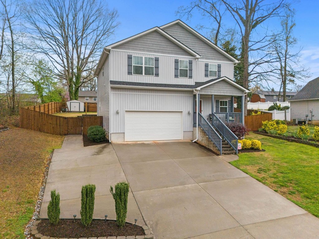 117 N River Hills Drive