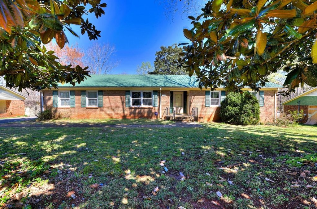 148 Hickory Hill Drive