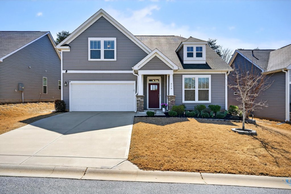 619 Minster Court