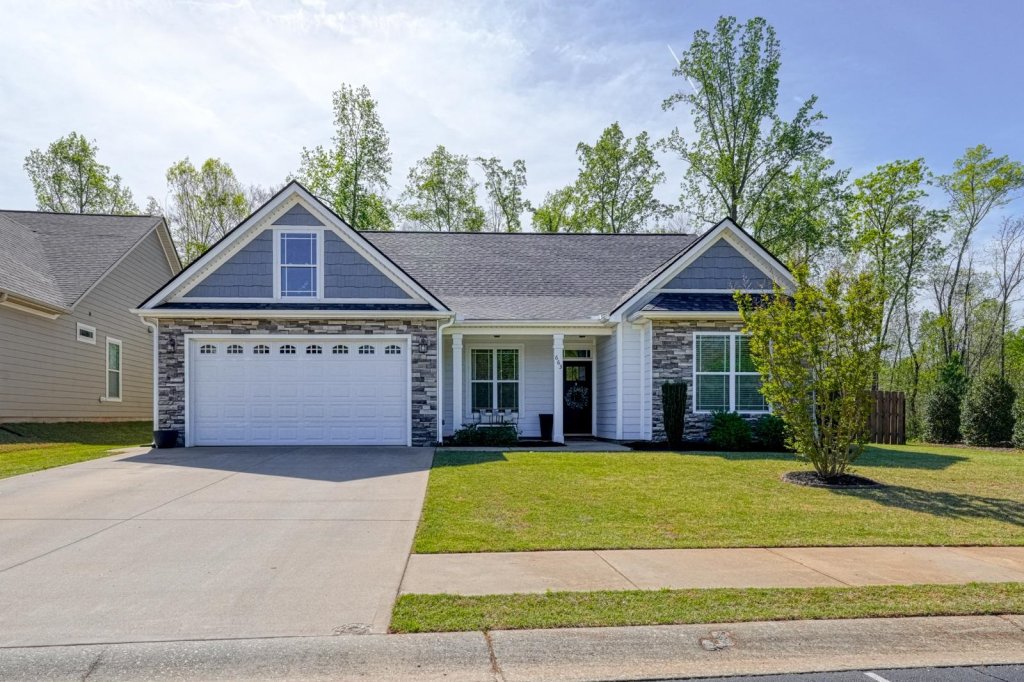 Kensington Creek, Spartanburg community