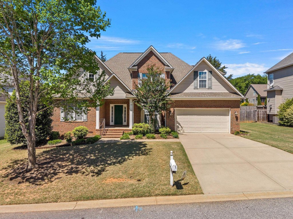 Mill Brook, Moore community