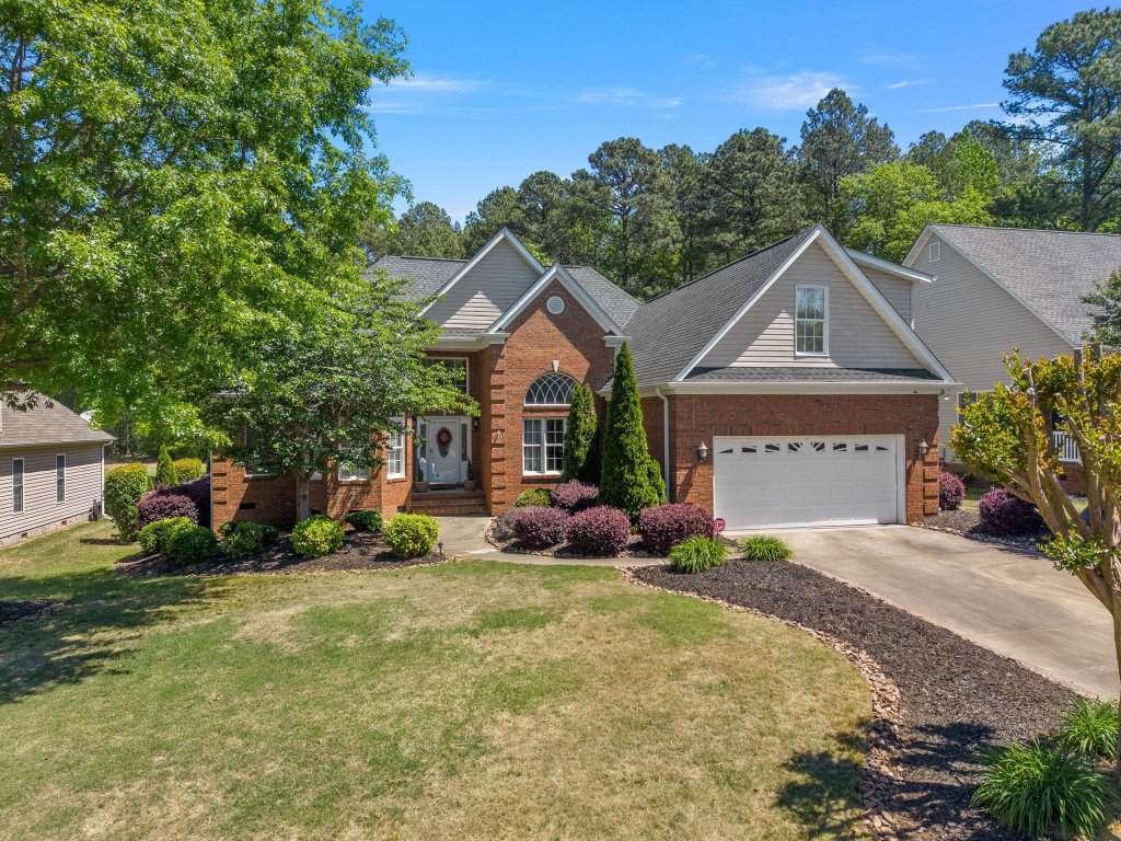 837 E Coosaw Court