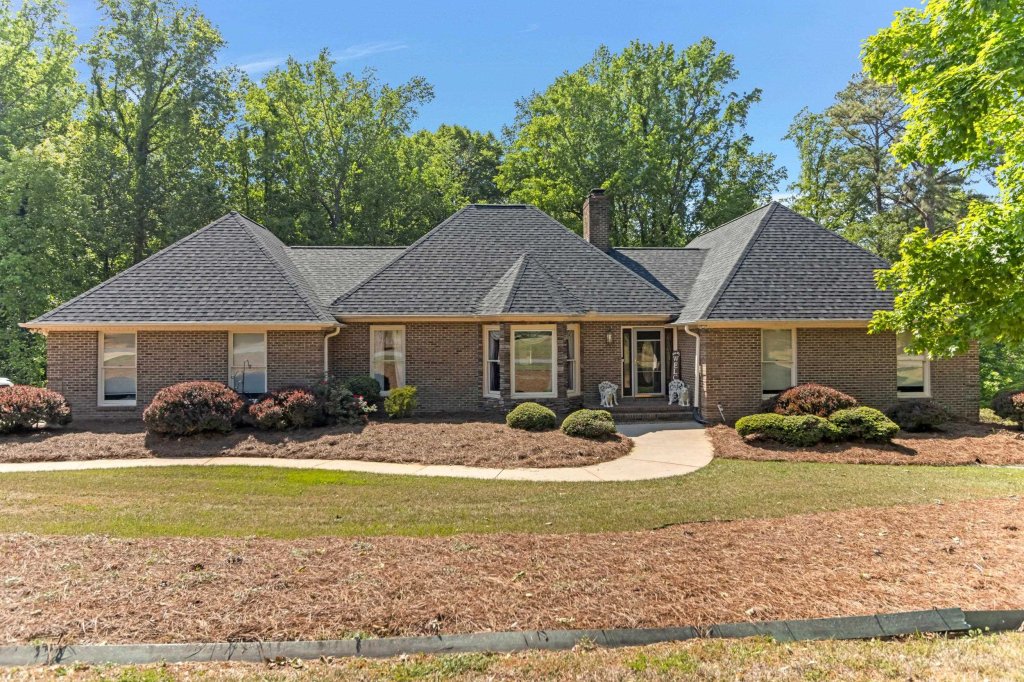 107 South Pointe Court