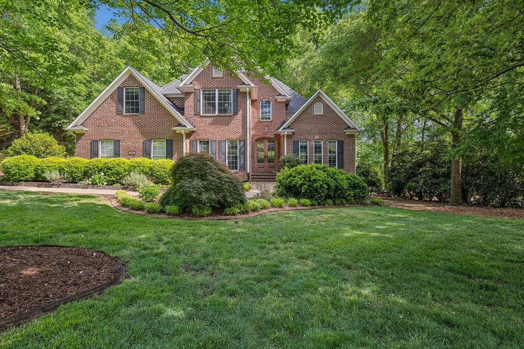 422 Meathward Cir Circle