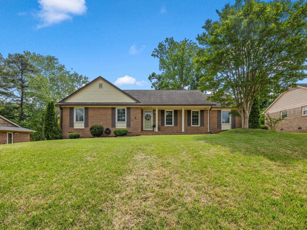 Camelot, Spartanburg community