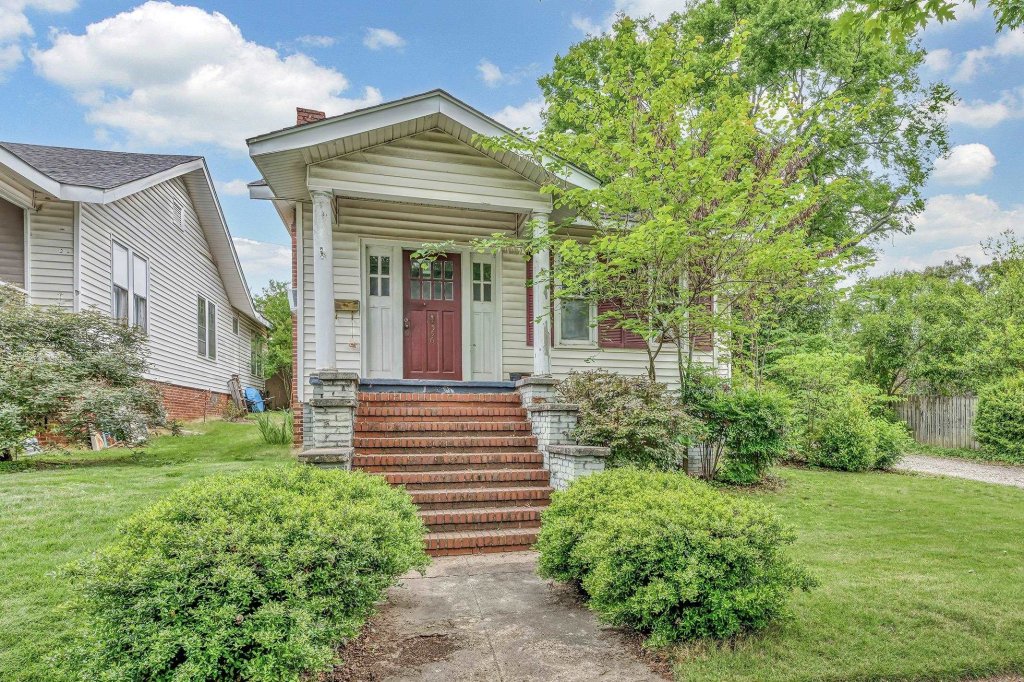 556 Gadsden Court