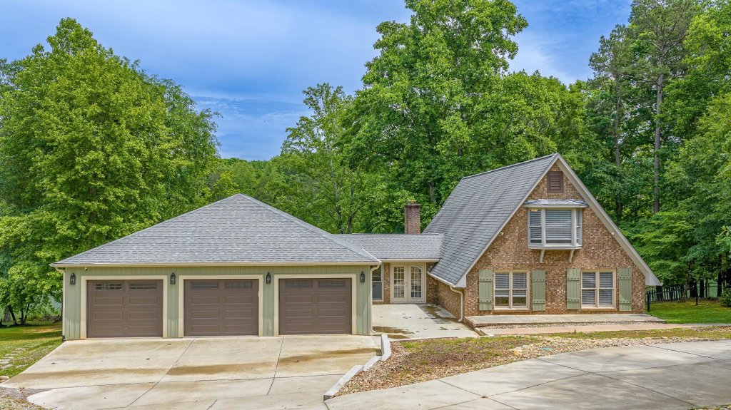 Timberlake, Inman community